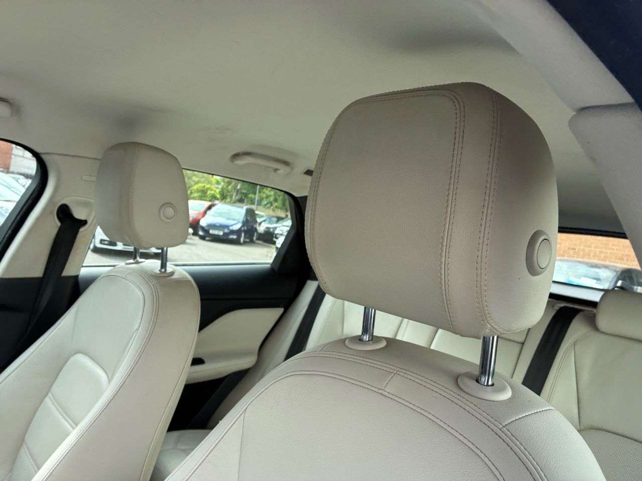 2016 JAGUAR F-PACE 2016 JAGUAR F-PACE