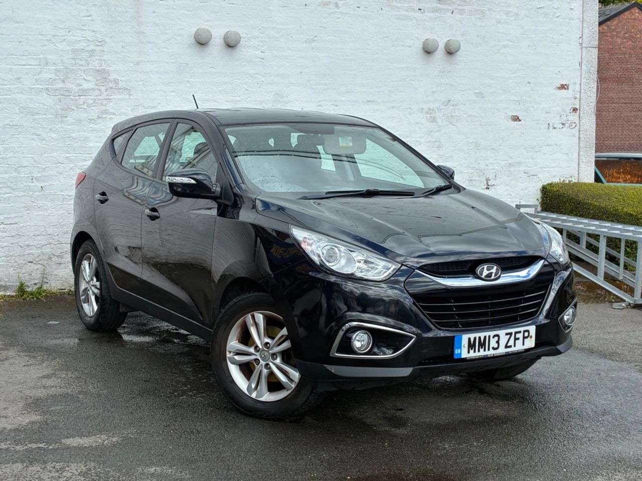 A 2013 HYUNDAI IX35 1.6 GDi Style SUV 5dr Petrol Manual Euro 5 (135 ps) 2 KEYS ALLOYS, AIR CON A 2013 HYUNDAI IX35 1.6 GDi Style SUV 5dr Petrol Manual Euro 5 (135 ps) 2 KEYS ALLOYS, AIR CON