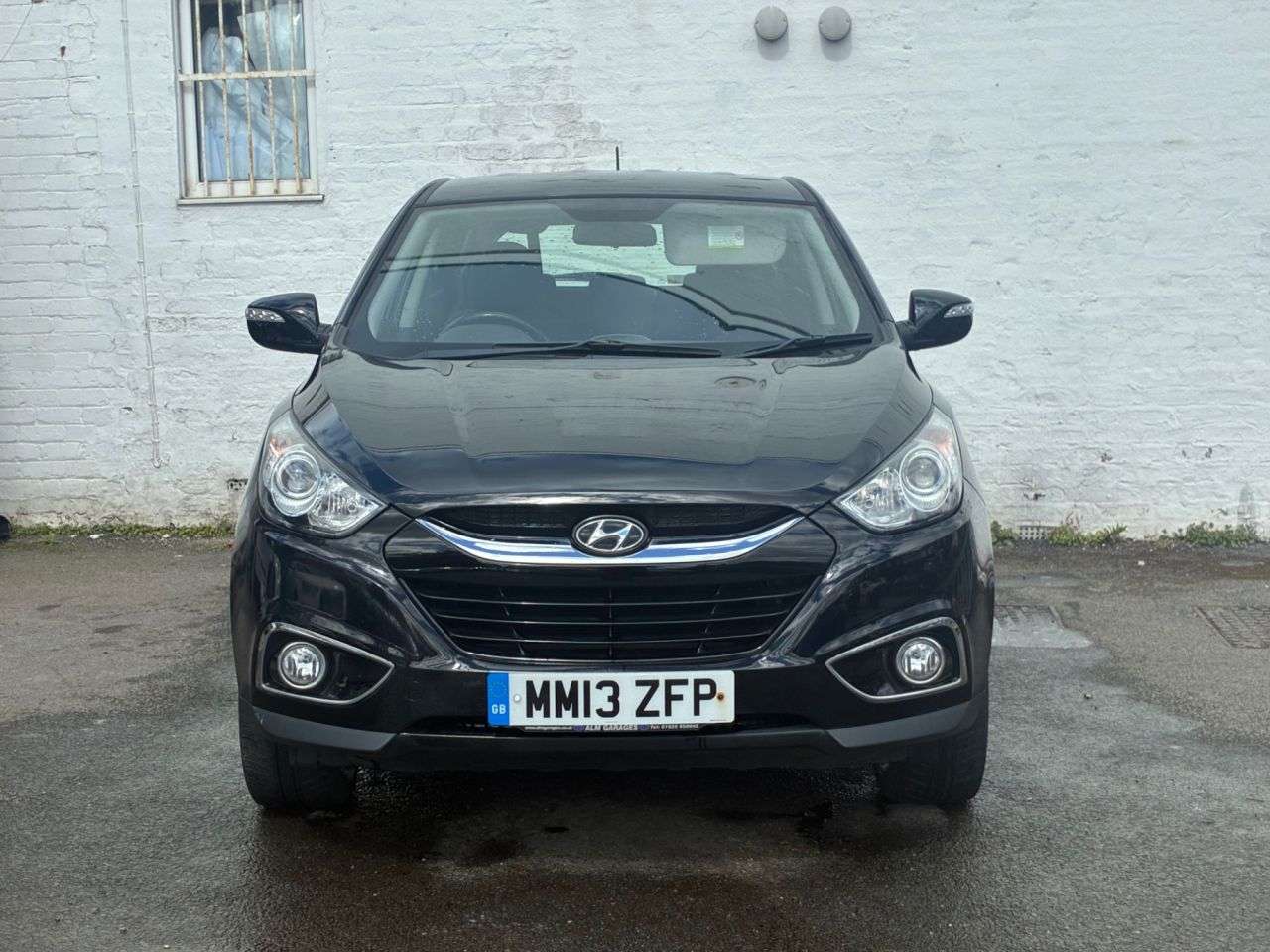 A 2013 HYUNDAI IX35 1.6 GDi Style SUV 5dr Petrol Manual Euro 5 (135 ps) 2 KEYS ALLOYS, AIR CON A 2013 HYUNDAI IX35 1.6 GDi Style SUV 5dr Petrol Manual Euro 5 (135 ps) 2 KEYS ALLOYS, AIR CON