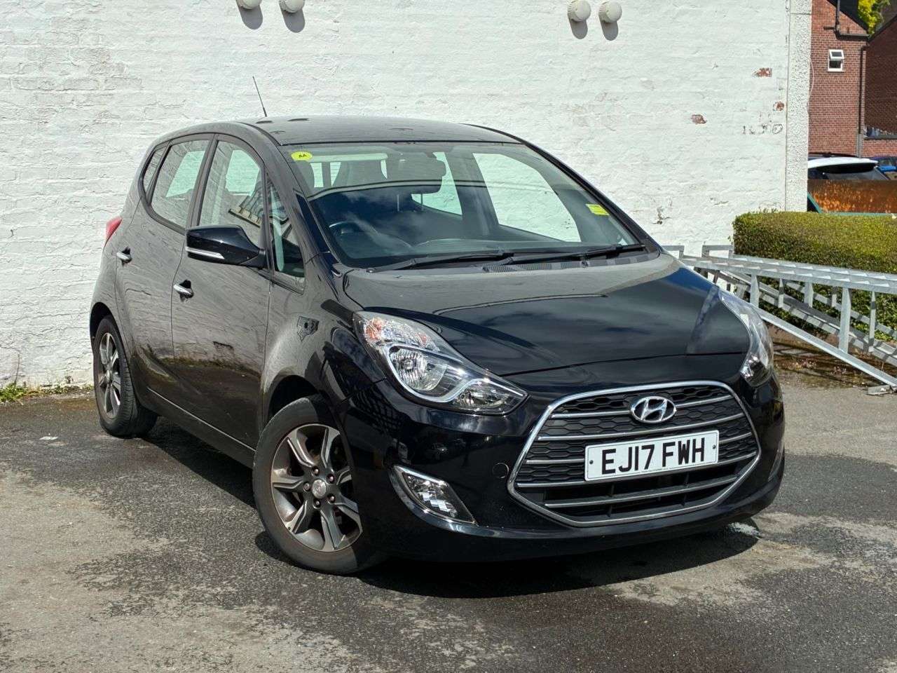 A 2017 HYUNDAI IX20 1.6 CRDi Blue Drive SE Hatchback 5dr Diesel Manual Euro 6 (s/s) (115 ps) VE A 2017 HYUNDAI IX20 1.6 CRDi Blue Drive SE Hatchback 5dr Diesel Manual Euro 6 (s/s) (115 ps) VE