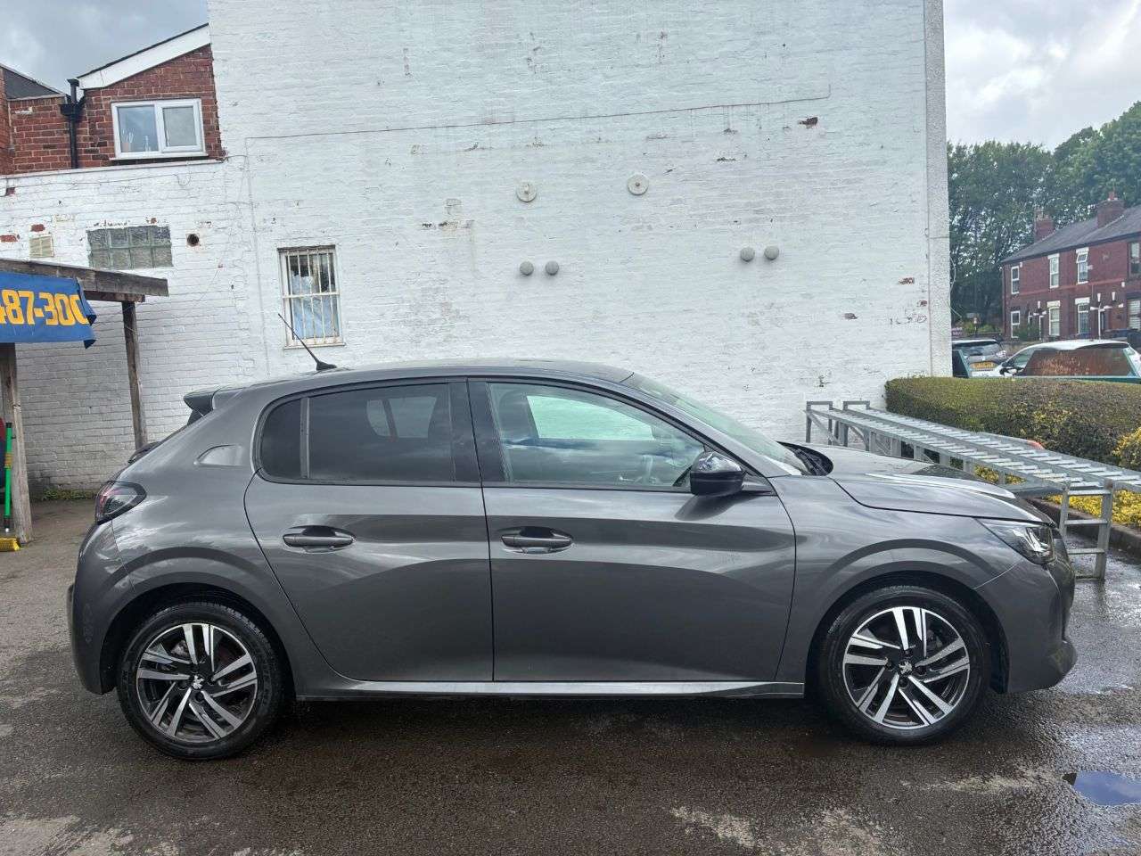 2023 PEUGEOT 208 2023 PEUGEOT 208
