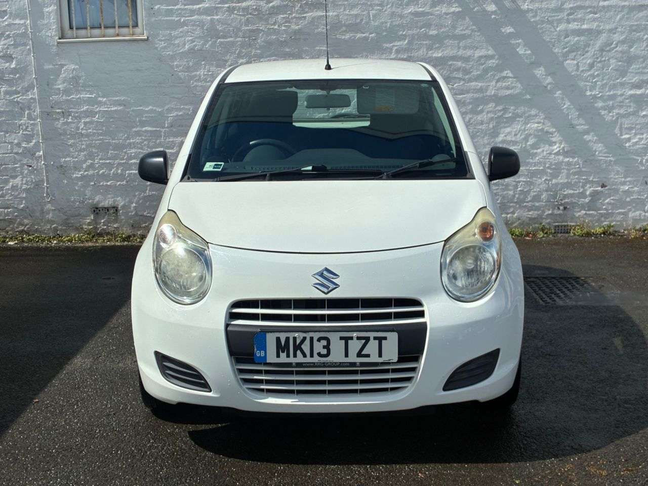 A 2013 SUZUKI ALTO 1.0 12V SZ Hatchback 5dr Petrol Manual Euro 5 (68 ps) LOW MILEAGE IDEAL FIR A 2013 SUZUKI ALTO 1.0 12V SZ Hatchback 5dr Petrol Manual Euro 5 (68 ps) LOW MILEAGE IDEAL FIR