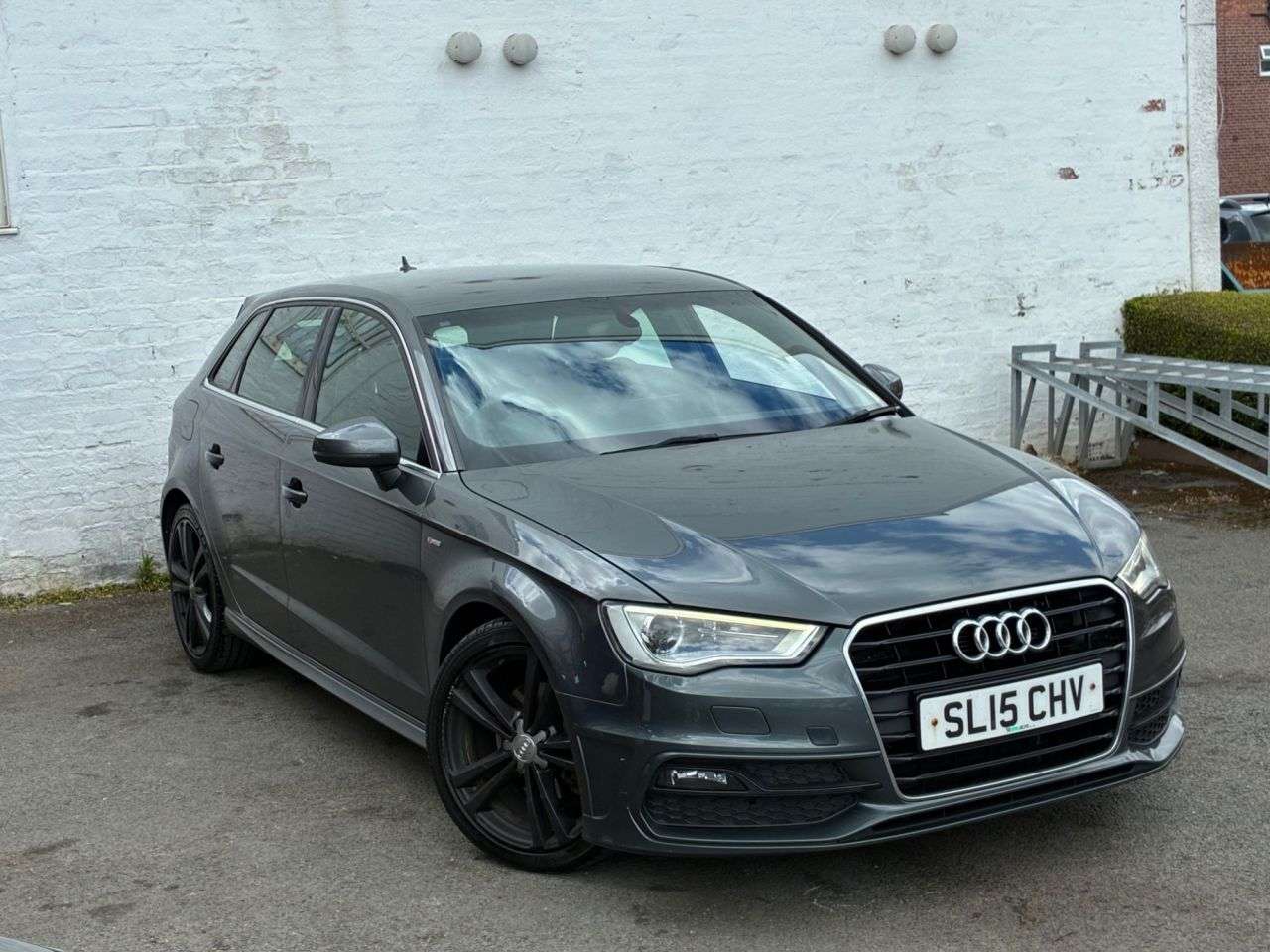 A 2015 AUDI A3 1.6 TDI S line Sportback 5dr Diesel Manual Euro 6 (s/s) (110 ps) COMPREHENS A 2015 AUDI A3 1.6 TDI S line Sportback 5dr Diesel Manual Euro 6 (s/s) (110 ps) COMPREHENS