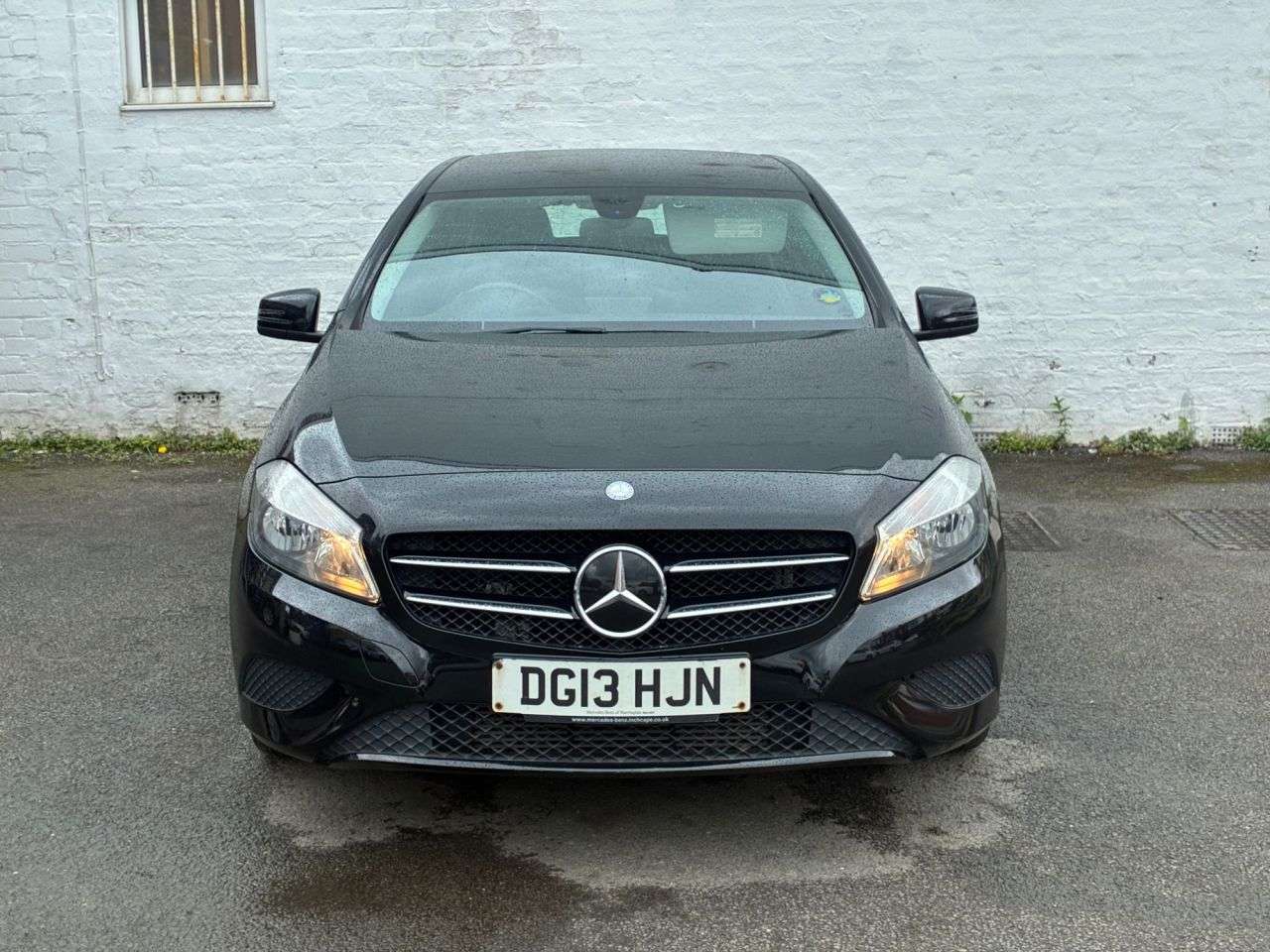 A 2013 MERCEDES-BENZ A-CLASS 1.6 A180 BlueEfficiency SE Hatchback 5dr Petrol Manual Euro 6 (s/s) (122 ps A 2013 MERCEDES-BENZ A-CLASS 1.6 A180 BlueEfficiency SE Hatchback 5dr Petrol Manual Euro 6 (s/s) (122 ps
