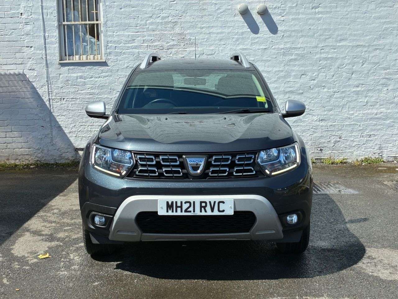 A 2021 DACIA DUSTER 1.0 TCe Comfort SUV 5dr Bi Fuel Manual Euro 6 (s/s) (100 ps) LESS £1.00 A L A 2021 DACIA DUSTER 1.0 TCe Comfort SUV 5dr Bi Fuel Manual Euro 6 (s/s) (100 ps) LESS £1.00 A L