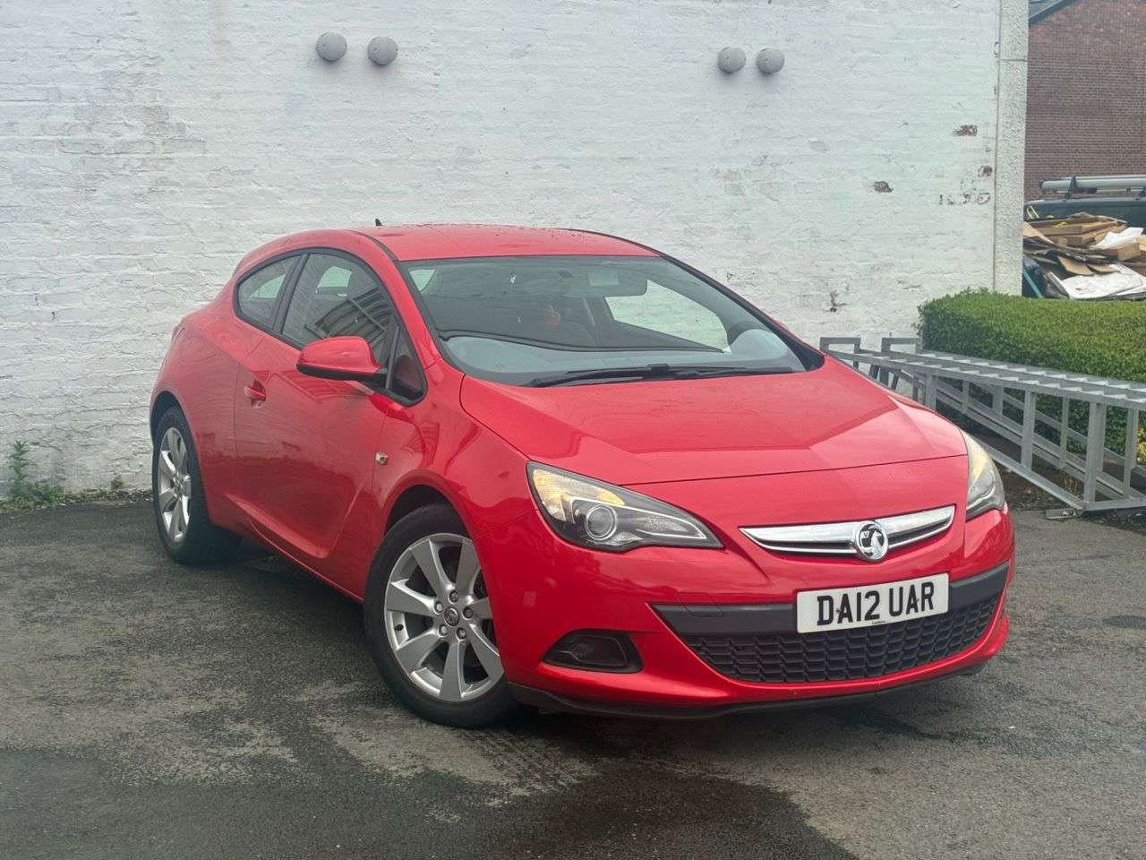 A 2012 VAUXHALL ASTRA GTC 1.4T Sport Coupe 3dr Petrol Manual Euro 5 (s/s) (140 ps) 2 KEYS ALLOYS, AIR A 2012 VAUXHALL ASTRA GTC 1.4T Sport Coupe 3dr Petrol Manual Euro 5 (s/s) (140 ps) 2 KEYS ALLOYS, AIR