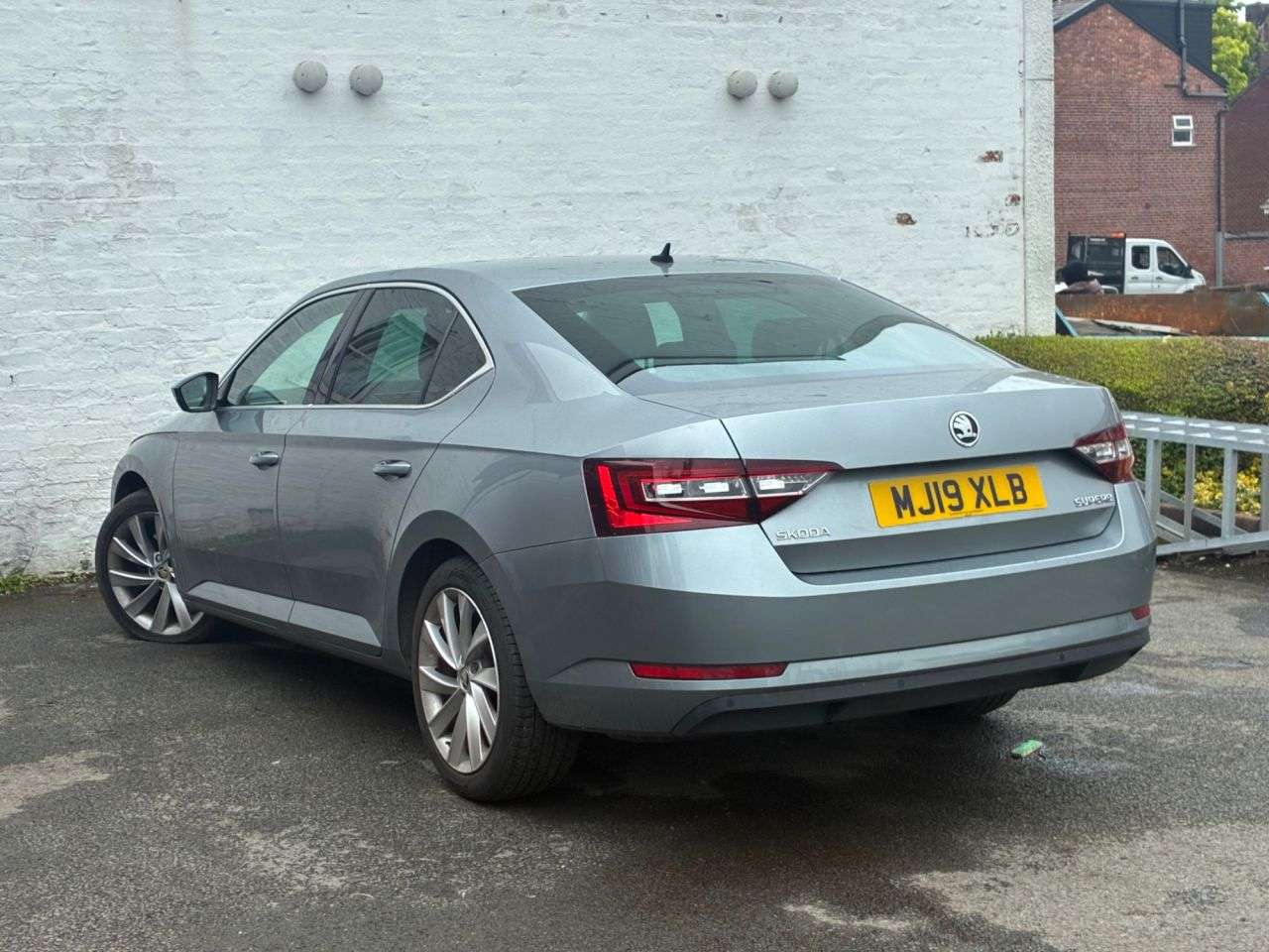 2019 SKODA SUPERB 2019 SKODA SUPERB
