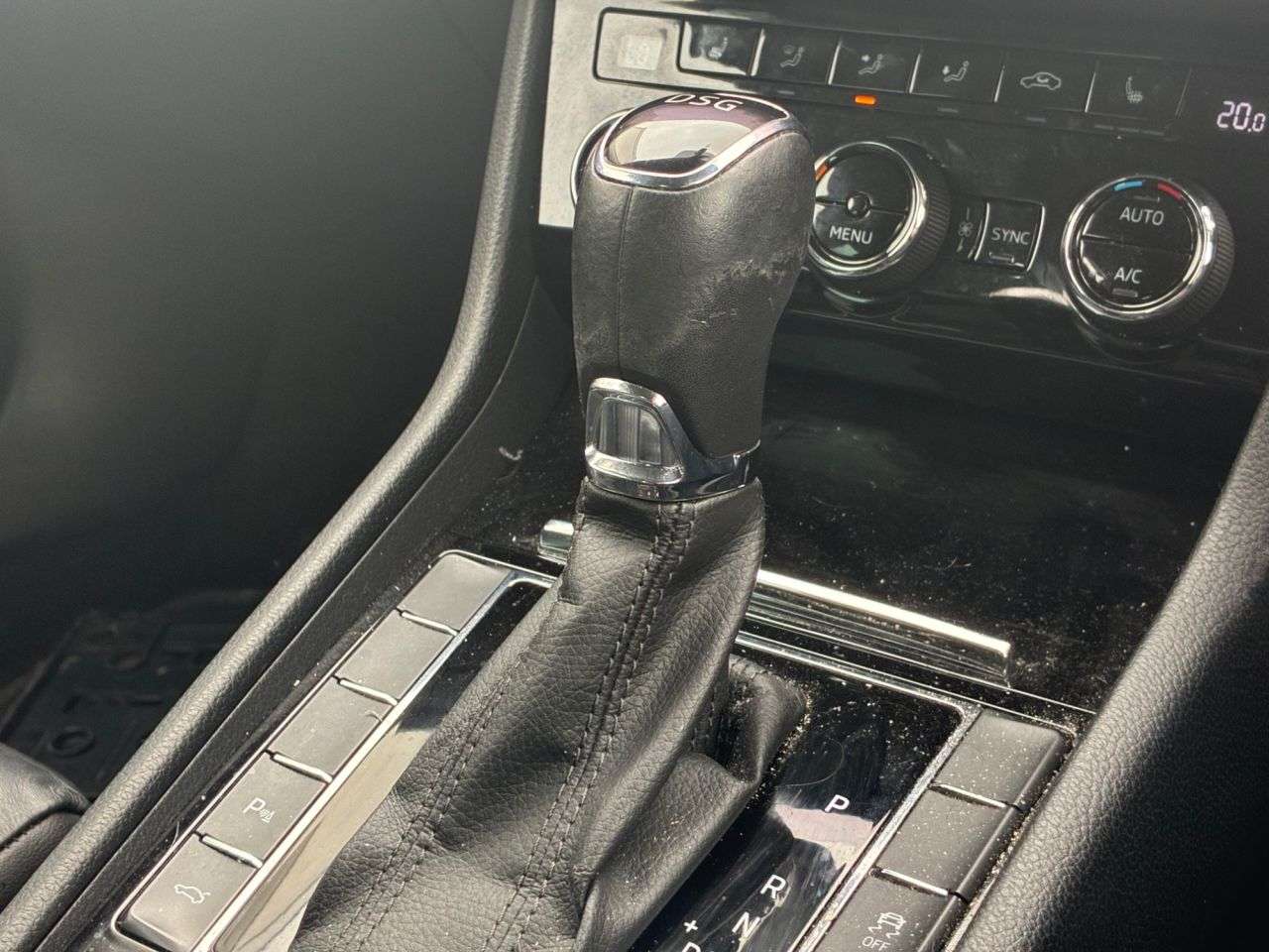 2019 SKODA SUPERB 2019 SKODA SUPERB