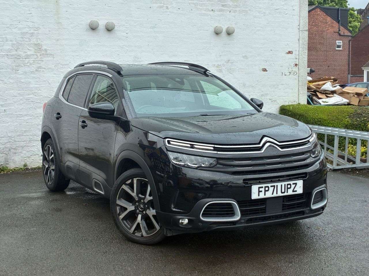 A 2021 CITROEN C5 AIRCROSS 1.5 BlueHDi Shine Plus SUV 5dr Diesel EAT8 Euro 6 (s/s) (130 ps) ONE OWNER A 2021 CITROEN C5 AIRCROSS 1.5 BlueHDi Shine Plus SUV 5dr Diesel EAT8 Euro 6 (s/s) (130 ps) ONE OWNER