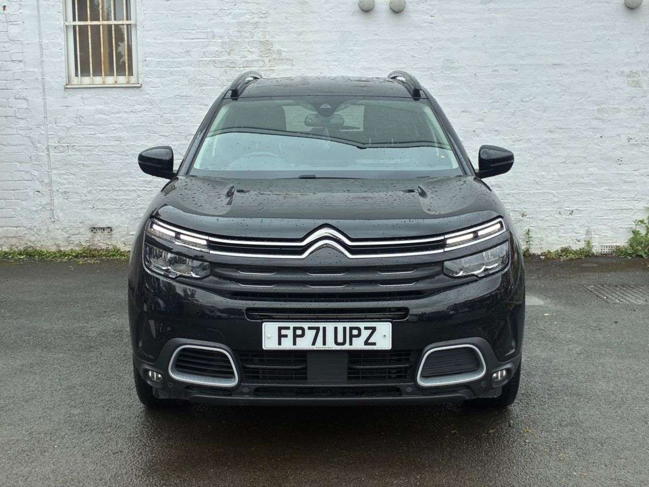 A 2021 CITROEN C5 AIRCROSS 1.5 BlueHDi Shine Plus SUV 5dr Diesel EAT8 Euro 6 (s/s) (130 ps) ONE OWNER A 2021 CITROEN C5 AIRCROSS 1.5 BlueHDi Shine Plus SUV 5dr Diesel EAT8 Euro 6 (s/s) (130 ps) ONE OWNER