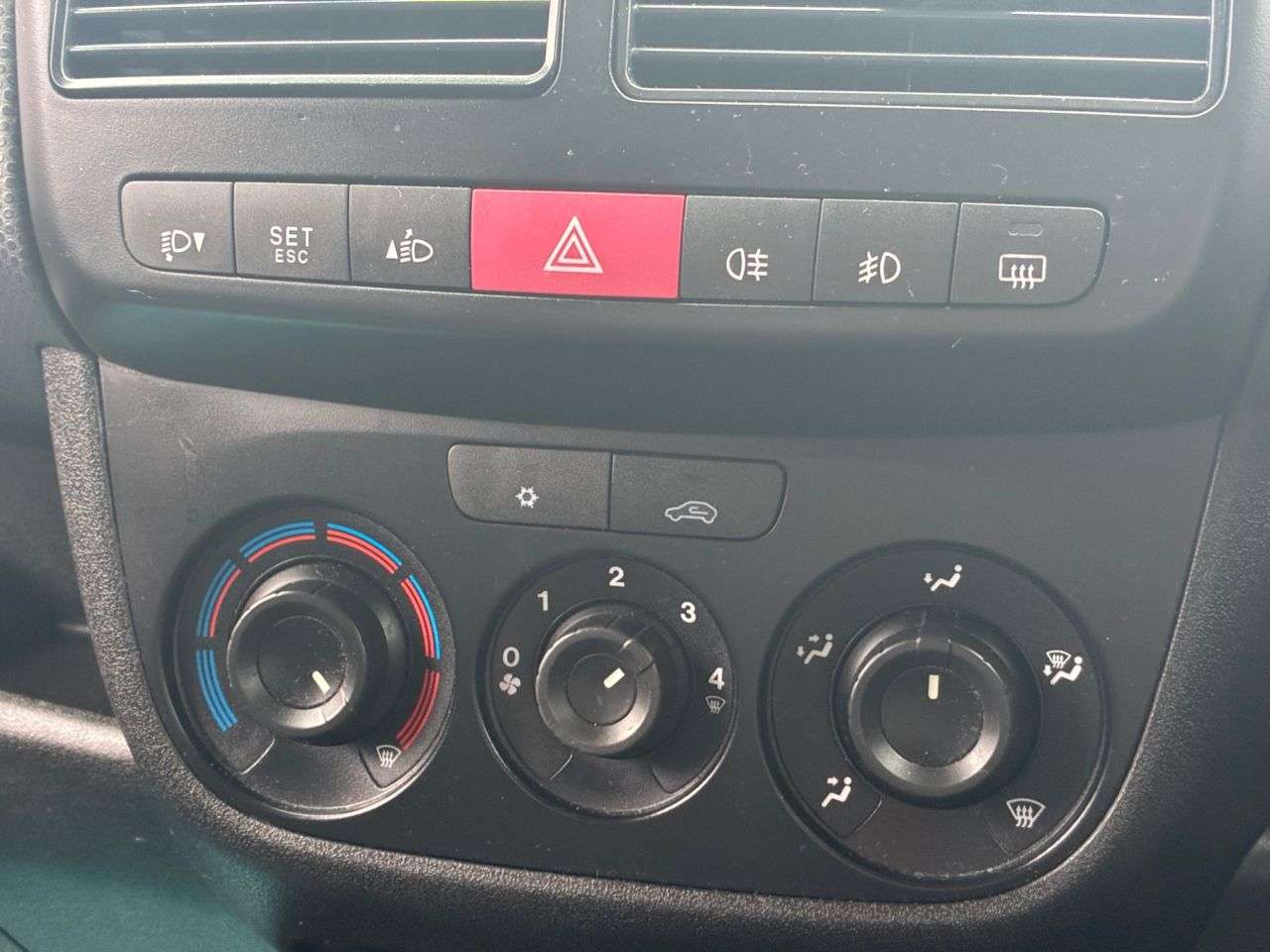 2013 FIAT DOBLO ESTATE 2013 FIAT DOBLO ESTATE