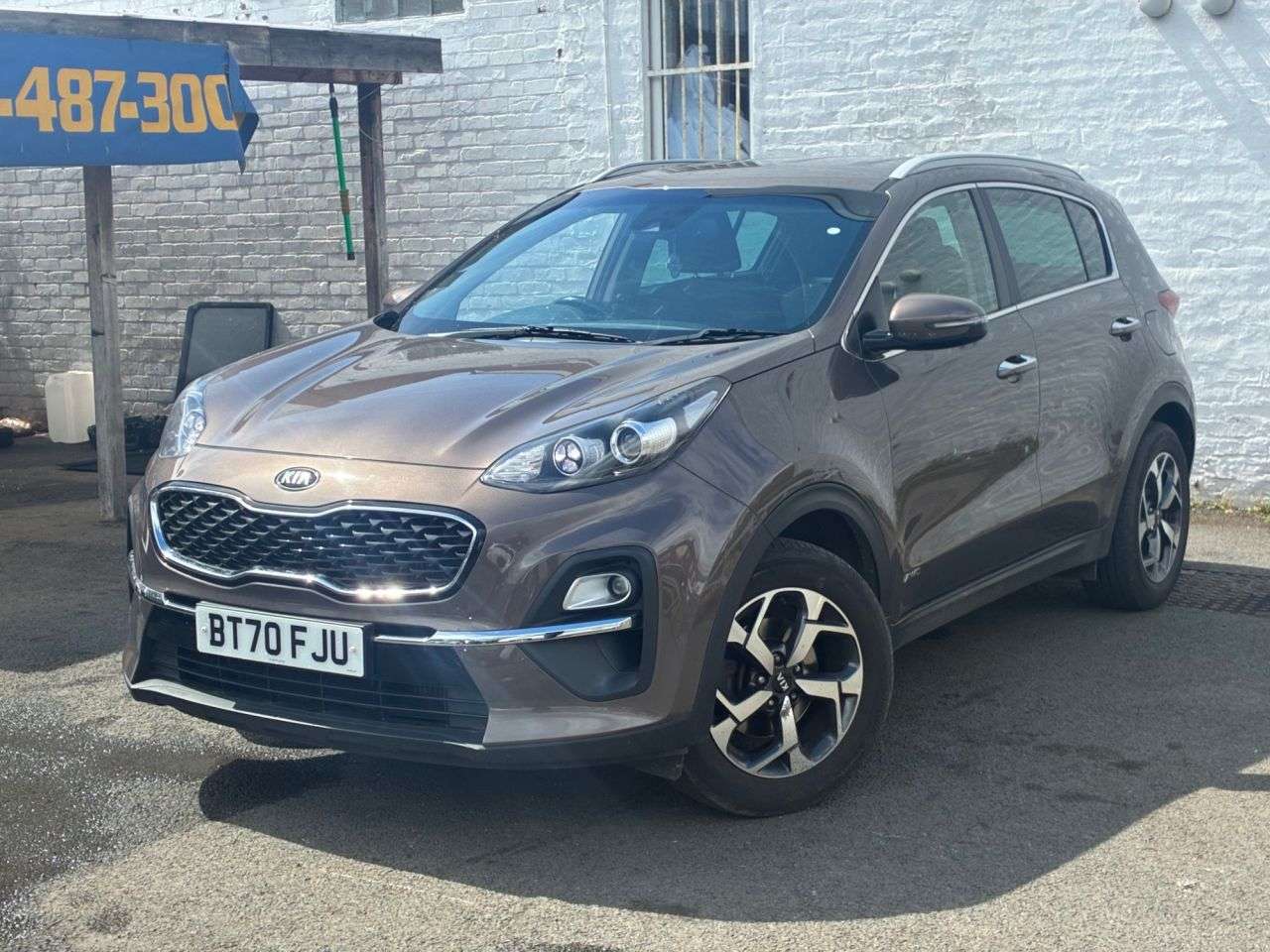 A 2020 KIA SPORTAGE 1.6 T-GDi 2 GPF SUV 5dr Petrol Manual AWD Euro 6 (s/s) (174 bhp) 2 KEYS,CRU A 2020 KIA SPORTAGE 1.6 T-GDi 2 GPF SUV 5dr Petrol Manual AWD Euro 6 (s/s) (174 bhp) 2 KEYS,CRU