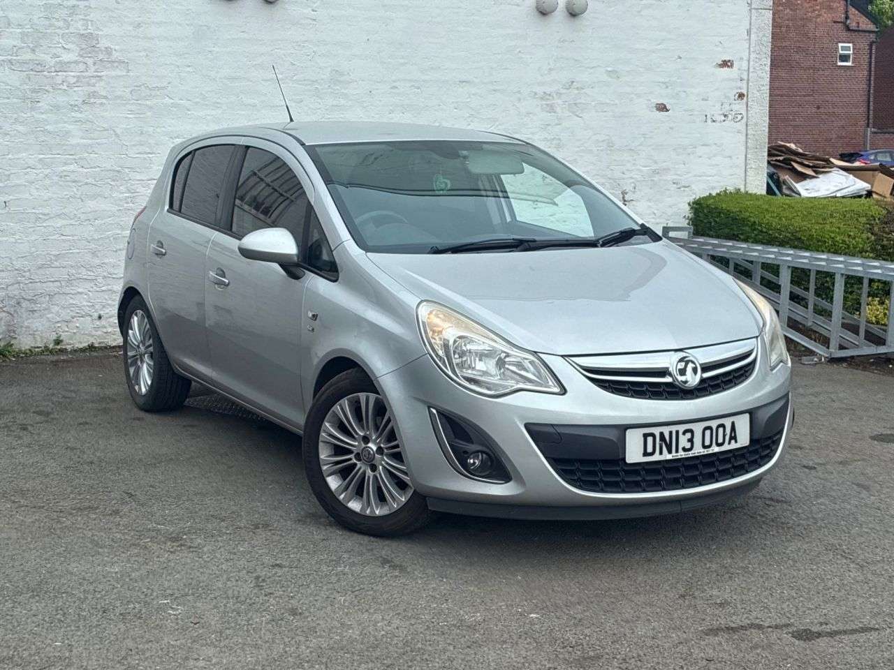 A 2013 VAUXHALL CORSA 1.4 16V SE Hatchback 5dr Petrol Auto Euro 5 (100 ps) PERFECT STARTER CAR A 2013 VAUXHALL CORSA 1.4 16V SE Hatchback 5dr Petrol Auto Euro 5 (100 ps) PERFECT STARTER CAR