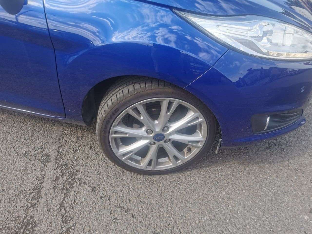 A 2017 FORD FIESTA 1.0T EcoBoost Titanium X Hatchback 5dr Petrol Manual Euro 6 (s/s) (125 ps) A 2017 FORD FIESTA 1.0T EcoBoost Titanium X Hatchback 5dr Petrol Manual Euro 6 (s/s) (125 ps)