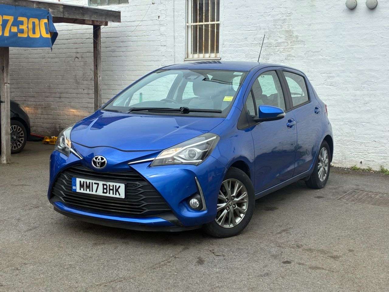 2017 TOYOTA YARIS 2017 TOYOTA YARIS