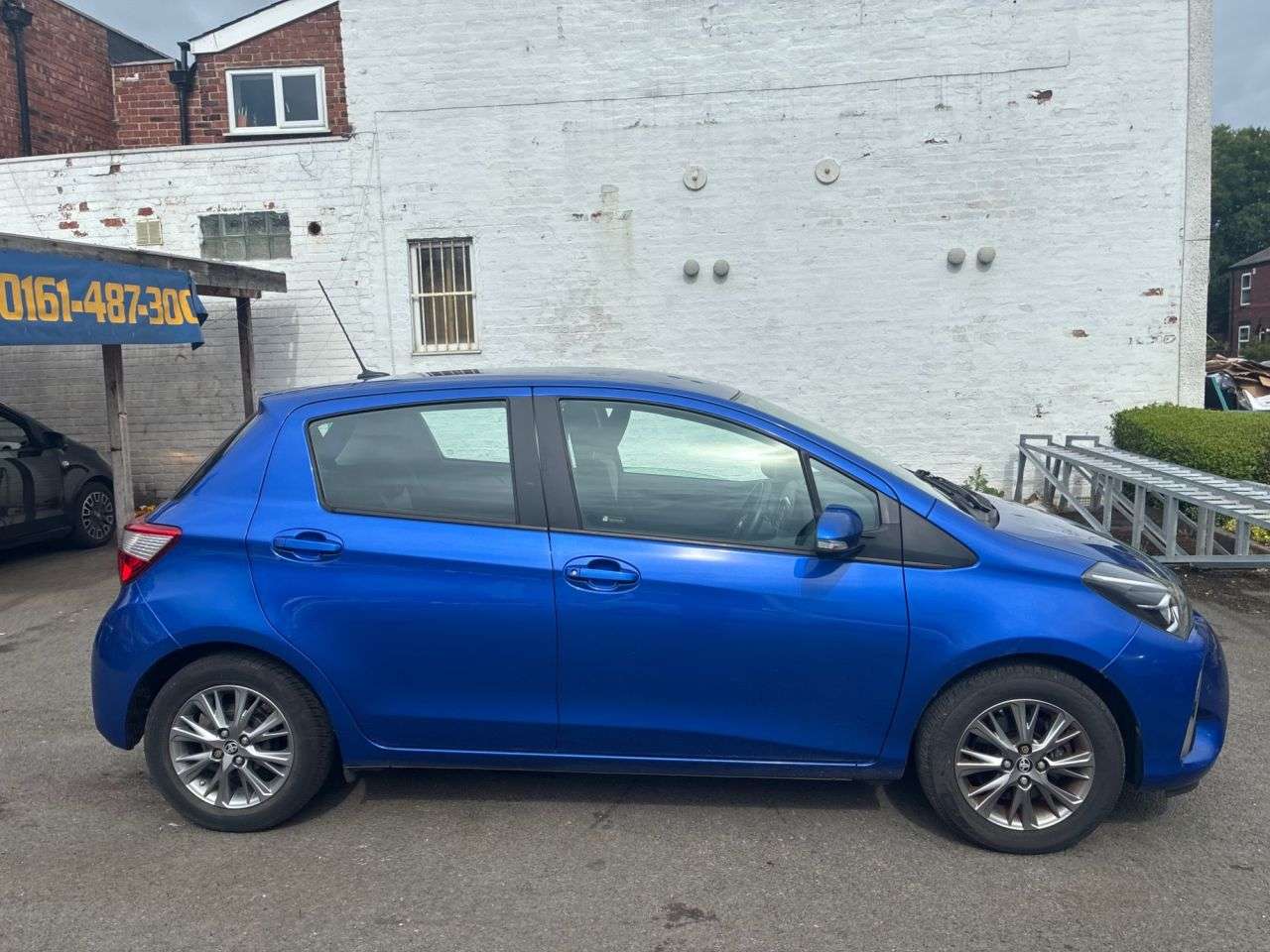2017 TOYOTA YARIS 2017 TOYOTA YARIS