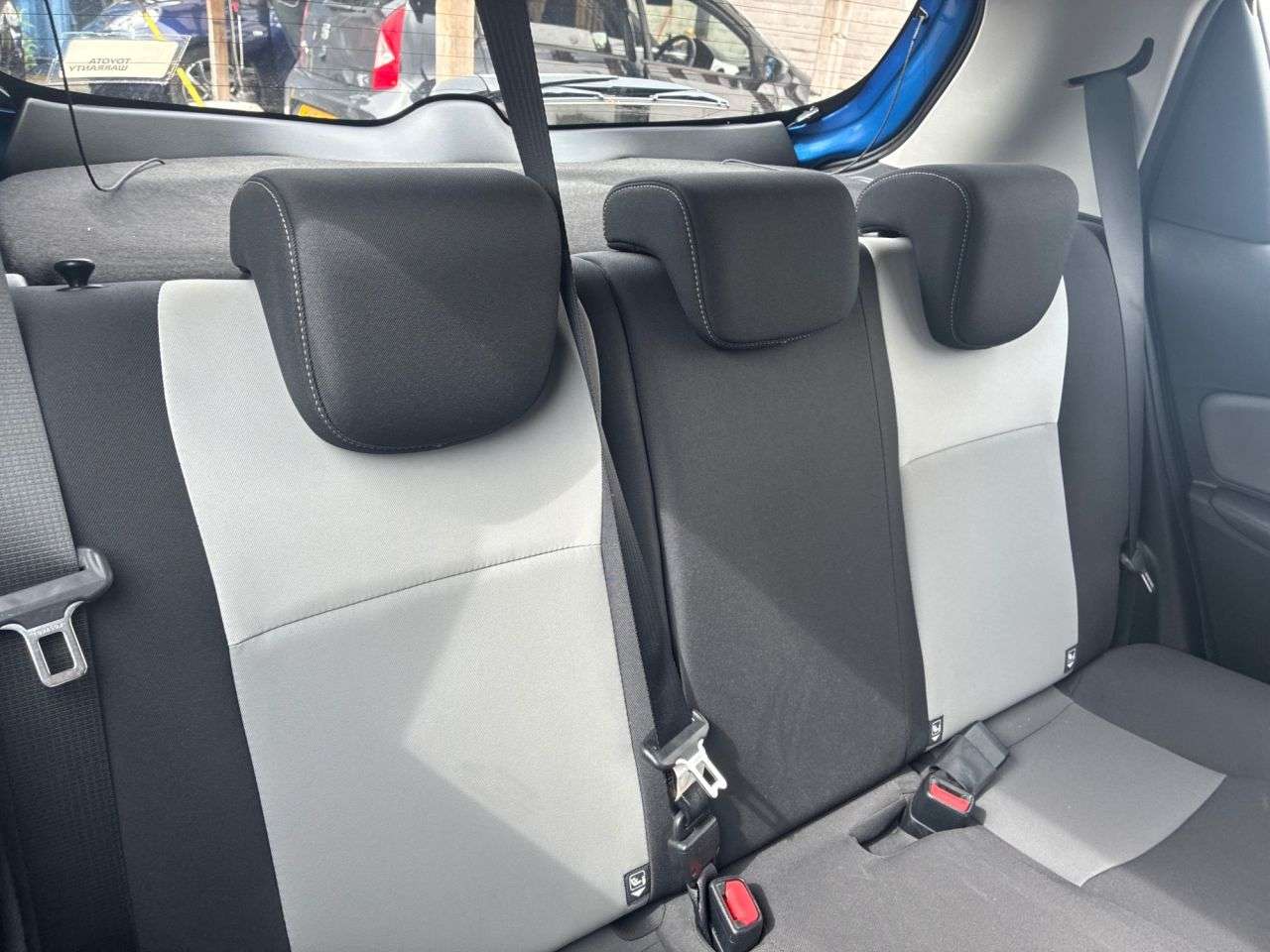 2017 TOYOTA YARIS 2017 TOYOTA YARIS