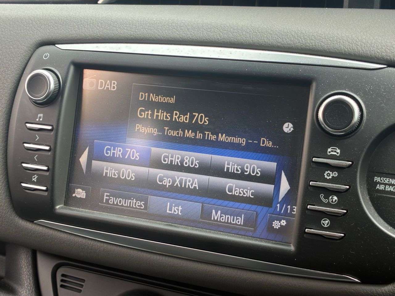 2017 TOYOTA YARIS 2017 TOYOTA YARIS