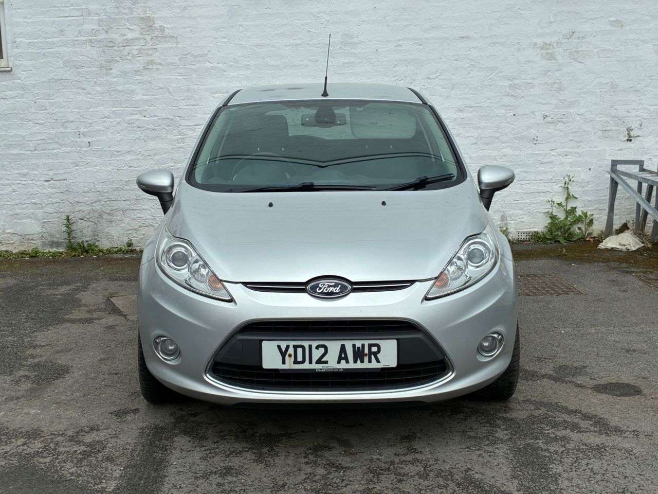 A 2012 FORD FIESTA 1.4 Titanium Hatchback 5dr Petrol Manual (133 g/km, 94 bhp) VERY LOW MILEAG A 2012 FORD FIESTA 1.4 Titanium Hatchback 5dr Petrol Manual (133 g/km, 94 bhp) VERY LOW MILEAG