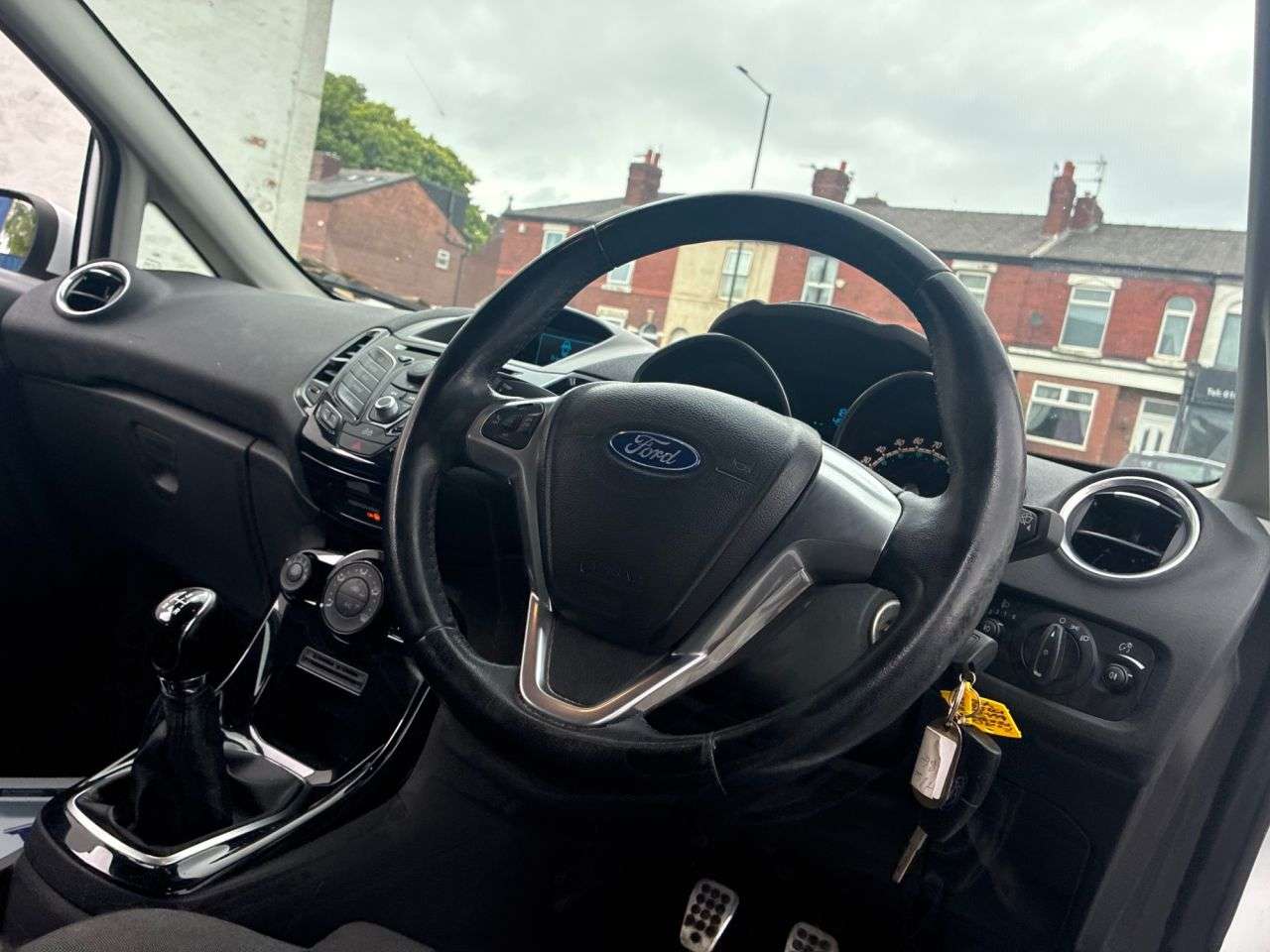 2013 FORD FIESTA 2013 FORD FIESTA