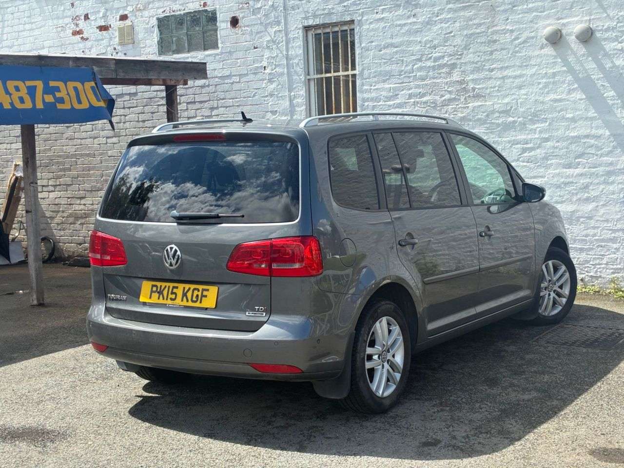 2015 VOLKSWAGEN TOURAN 2015 VOLKSWAGEN TOURAN