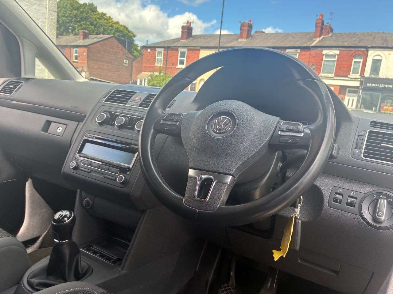2015 VOLKSWAGEN TOURAN 2015 VOLKSWAGEN TOURAN
