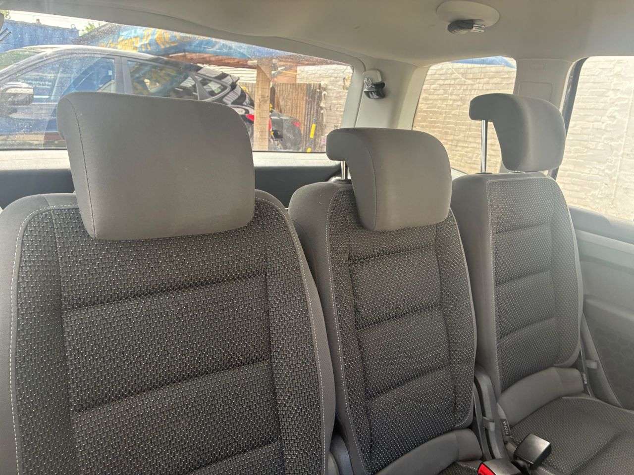 2015 VOLKSWAGEN TOURAN 2015 VOLKSWAGEN TOURAN