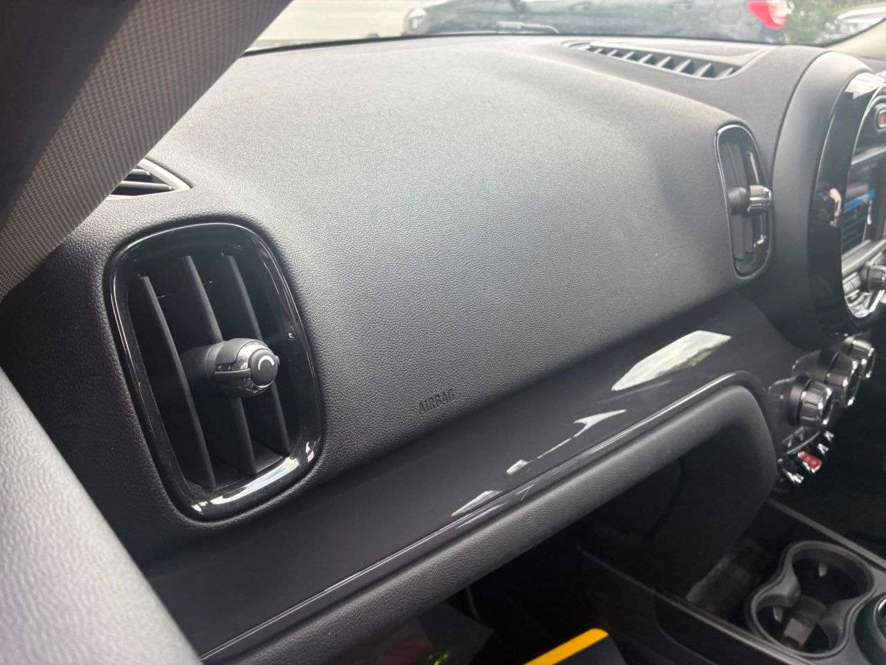 2018 MINI COUNTRYMAN 2018 MINI COUNTRYMAN