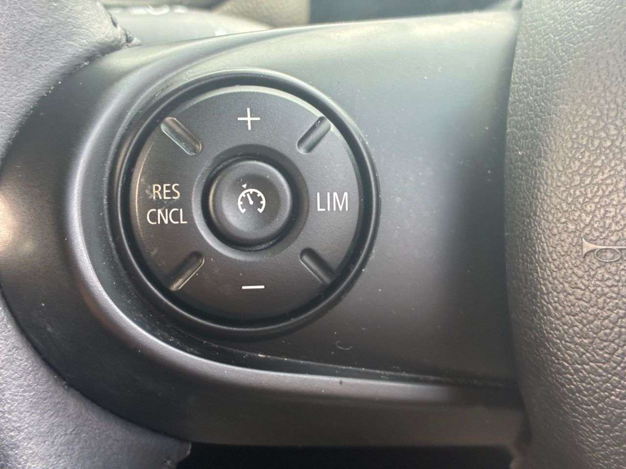 2018 MINI COUNTRYMAN 2018 MINI COUNTRYMAN
