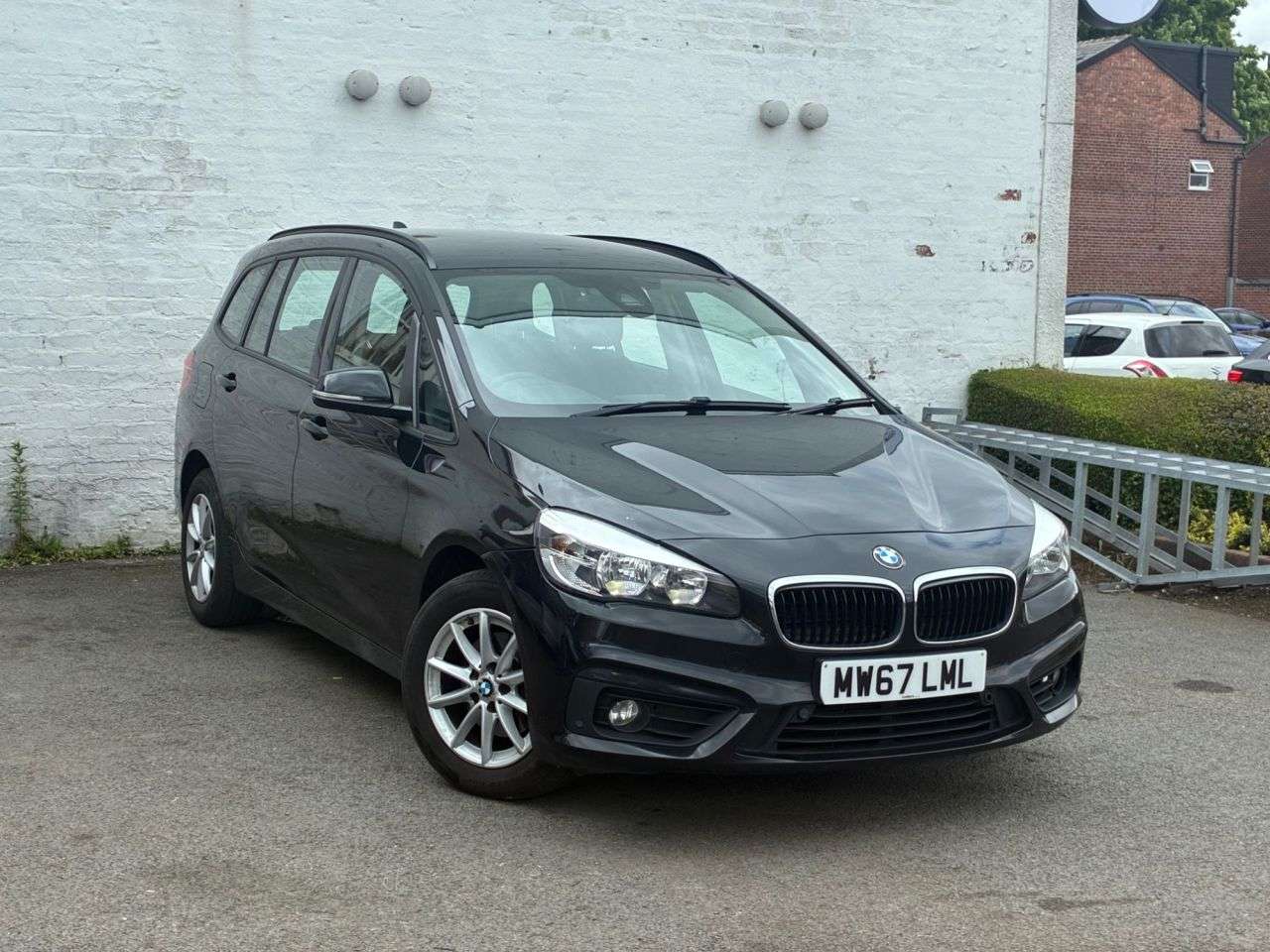 A 2017 BMW 2 SERIES GRAN TOURER 1.5 216d SE MPV 5dr Diesel Auto Euro 6 (s/s) (116 ps) 9 SERVICES RECORDED A 2017 BMW 2 SERIES GRAN TOURER 1.5 216d SE MPV 5dr Diesel Auto Euro 6 (s/s) (116 ps) 9 SERVICES RECORDED