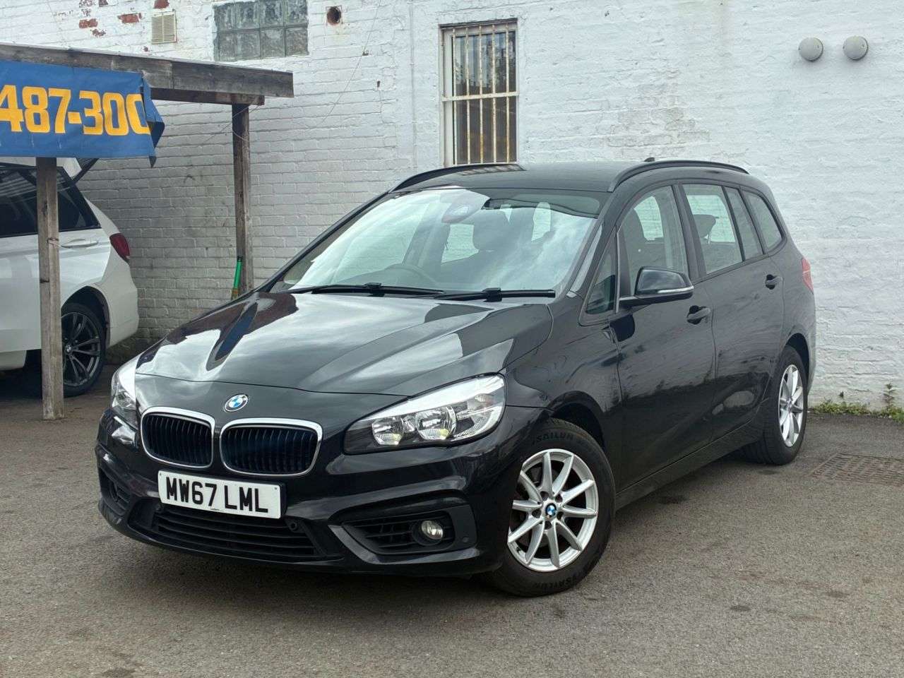 A 2017 BMW 2 SERIES GRAN TOURER 1.5 216d SE MPV 5dr Diesel Auto Euro 6 (s/s) (116 ps) 9 SERVICES RECORDED A 2017 BMW 2 SERIES GRAN TOURER 1.5 216d SE MPV 5dr Diesel Auto Euro 6 (s/s) (116 ps) 9 SERVICES RECORDED