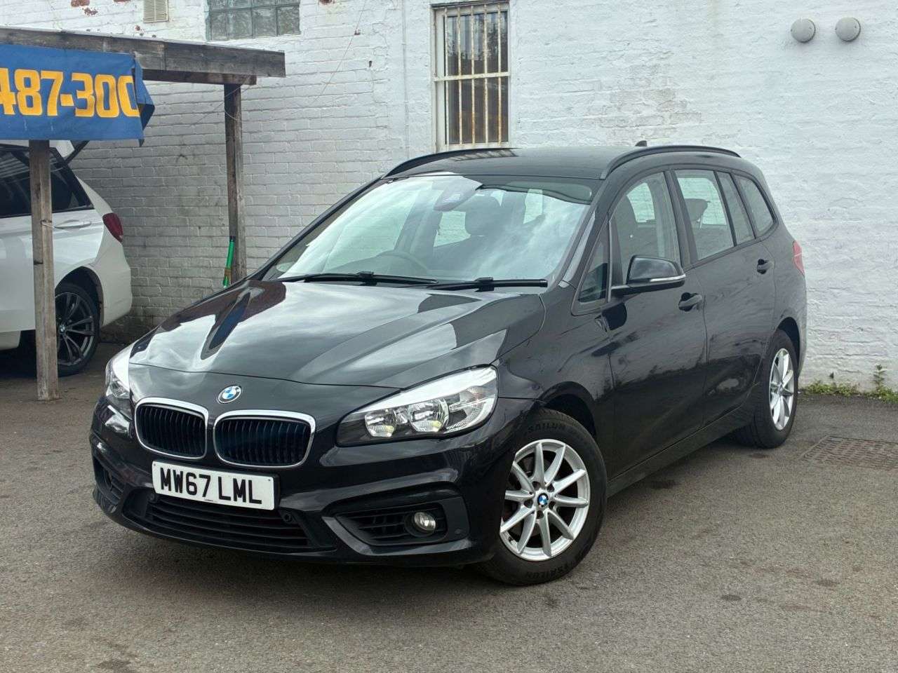 A 2017 BMW 2 SERIES GRAN TOURER 1.5 216d SE MPV 5dr Diesel Auto Euro 6 (s/s) (116 ps) 9 SERVICES RECORDED A 2017 BMW 2 SERIES GRAN TOURER 1.5 216d SE MPV 5dr Diesel Auto Euro 6 (s/s) (116 ps) 9 SERVICES RECORDED