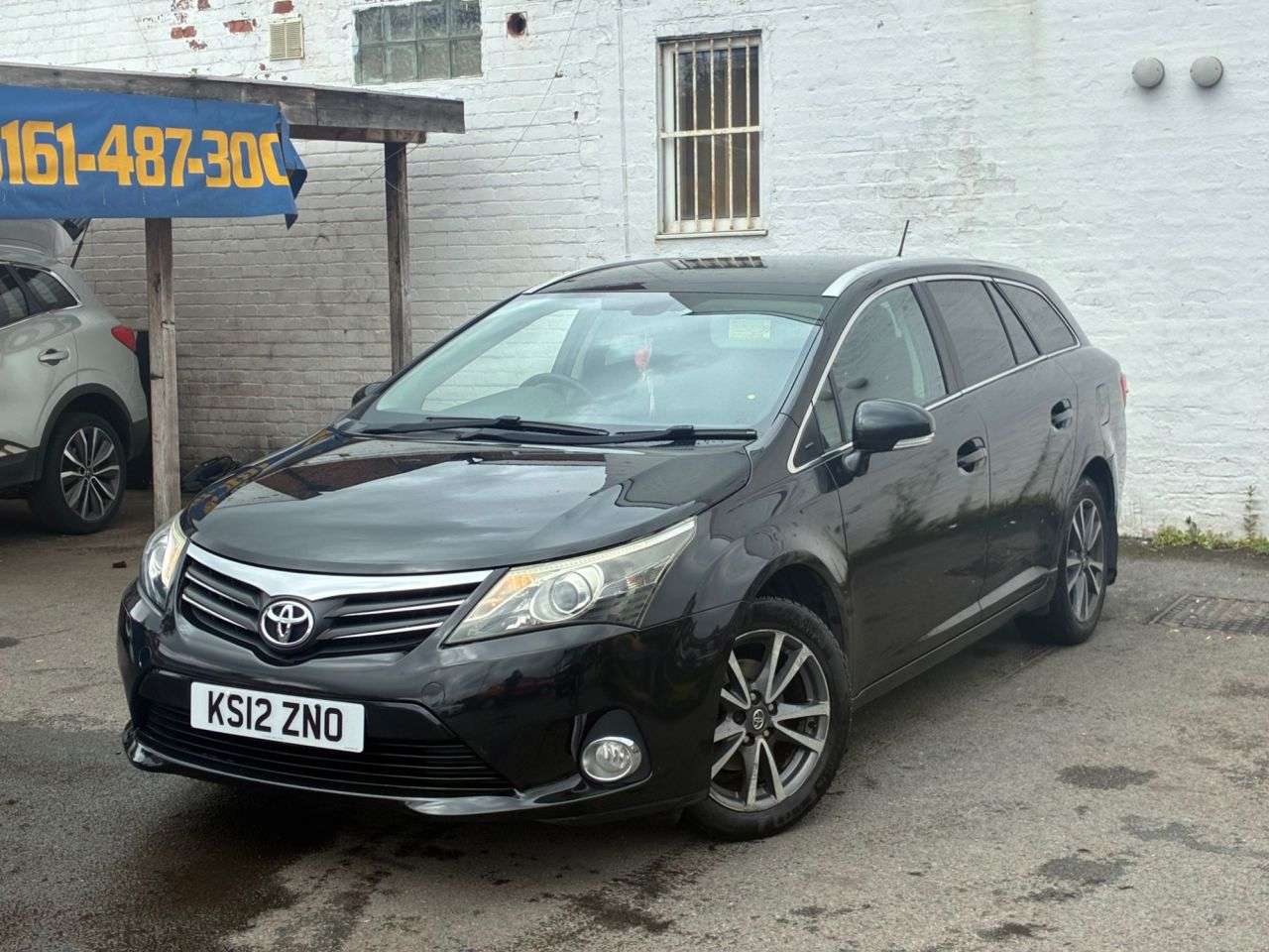 A 2012 TOYOTA AVENSIS 2.0 D-4D TR Tourer 5dr Diesel Manual Euro 5 (126 ps) £35 road tax on this c A 2012 TOYOTA AVENSIS 2.0 D-4D TR Tourer 5dr Diesel Manual Euro 5 (126 ps) £35 road tax on this c