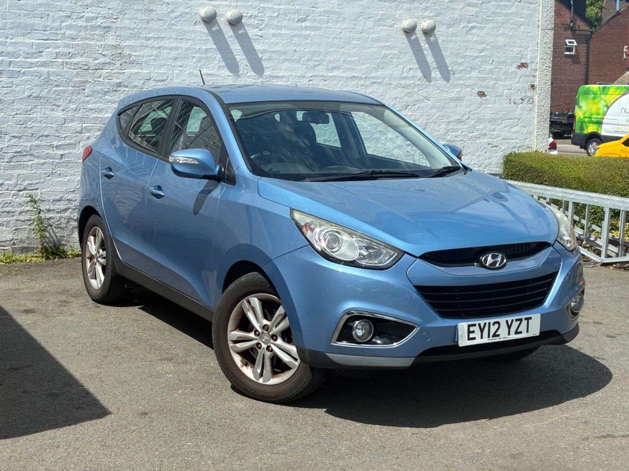 A 2012 HYUNDAI IX35 1.7 CRDi Style SUV 5dr Diesel Manual Euro 5 (s/s) (115 ps) AMAZING VALUE LO A 2012 HYUNDAI IX35 1.7 CRDi Style SUV 5dr Diesel Manual Euro 5 (s/s) (115 ps) AMAZING VALUE LO