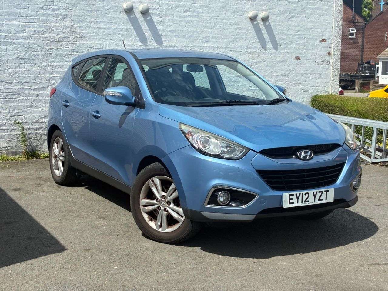 A 2012 HYUNDAI IX35 1.7 CRDi Style SUV 5dr Diesel Manual Euro 5 (s/s) (115 ps) AMAZING VALUE LO A 2012 HYUNDAI IX35 1.7 CRDi Style SUV 5dr Diesel Manual Euro 5 (s/s) (115 ps) AMAZING VALUE LO