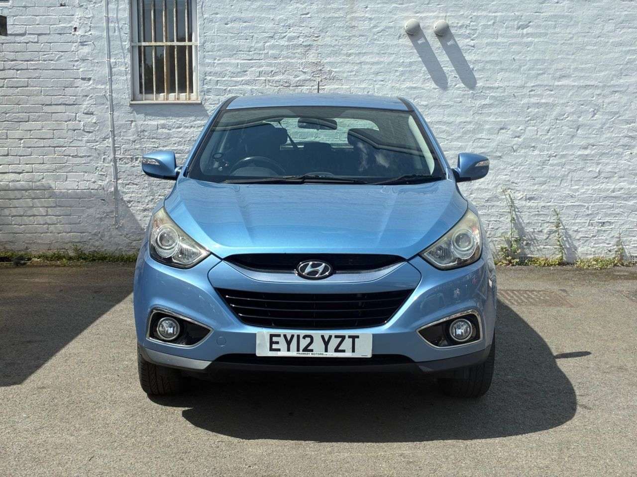 A 2012 HYUNDAI IX35 1.7 CRDi Style SUV 5dr Diesel Manual Euro 5 (s/s) (115 ps) AMAZING VALUE LO A 2012 HYUNDAI IX35 1.7 CRDi Style SUV 5dr Diesel Manual Euro 5 (s/s) (115 ps) AMAZING VALUE LO