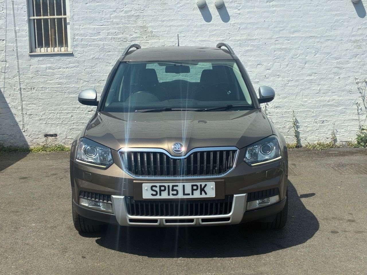 A 2015 SKODA YETI 2.0 TDI Elegance Outdoor 5dr Diesel Manual Euro 5 (110 ps) 2 KEYS,ALLOYS ,A A 2015 SKODA YETI 2.0 TDI Elegance Outdoor 5dr Diesel Manual Euro 5 (110 ps) 2 KEYS,ALLOYS ,A