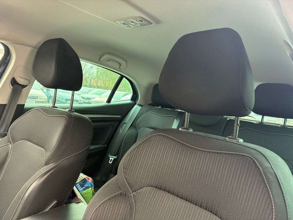 2019 RENAULT MEGANE 2019 RENAULT MEGANE