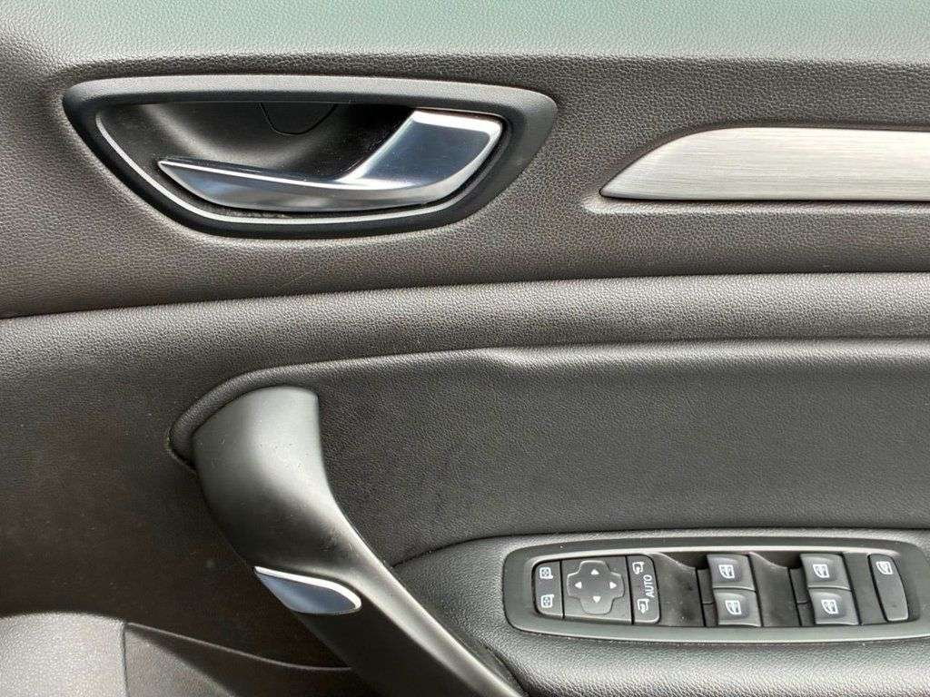 2019 RENAULT MEGANE 2019 RENAULT MEGANE