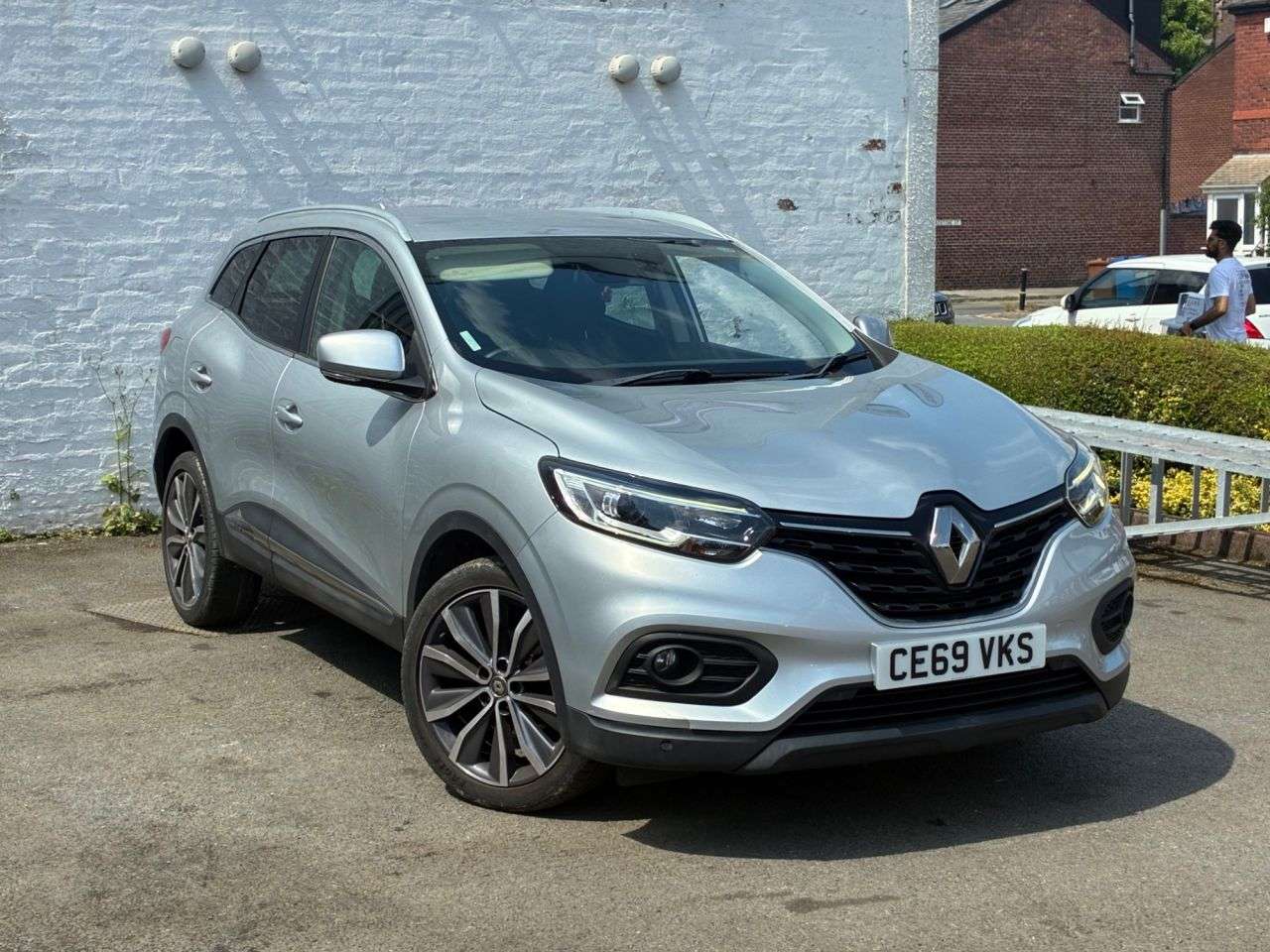 A 2019 RENAULT KADJAR ICONIC DCI A 2019 RENAULT KADJAR ICONIC DCI