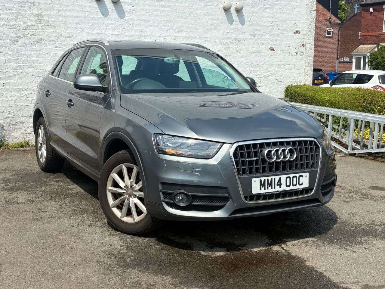 A 2014 AUDI Q3 2.0 TDI SE SUV 5dr Diesel S Tronic quattro Euro 5 (s/s) (177 ps) DUAL CLIMA A 2014 AUDI Q3 2.0 TDI SE SUV 5dr Diesel S Tronic quattro Euro 5 (s/s) (177 ps) DUAL CLIMA