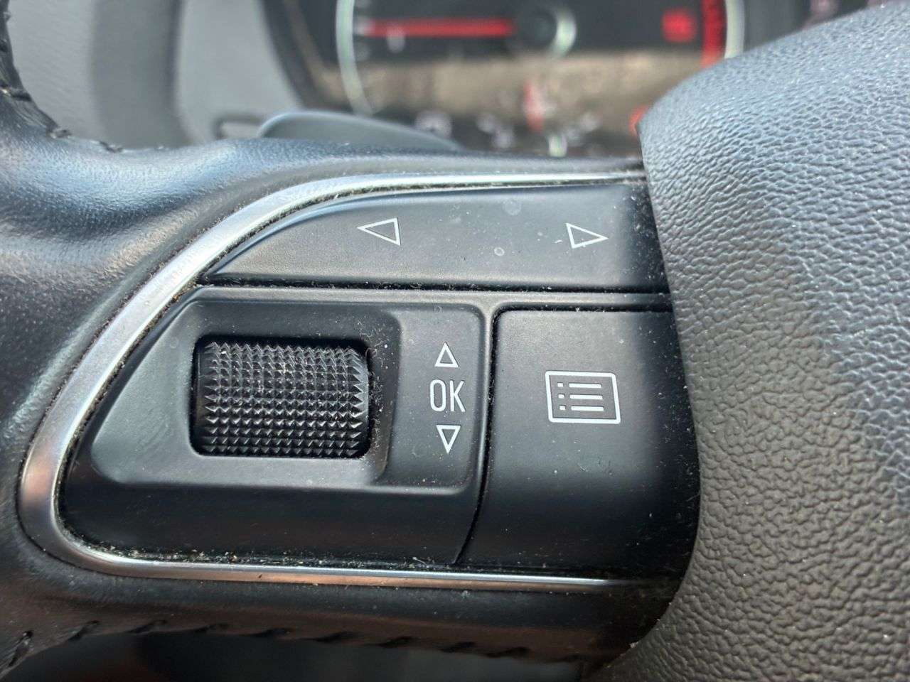 2014 AUDI Q3 2014 AUDI Q3
