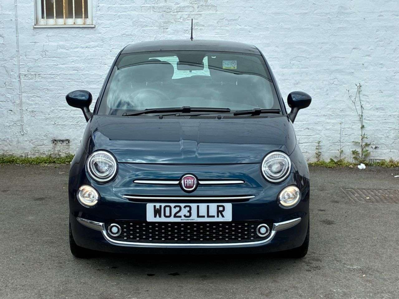 A 2023 FIAT 500 1.0 MHEV Hatchback 3dr Petrol Manual Euro 6 (s/s) (70 bhp) 2 KEYS AIR CON,P A 2023 FIAT 500 1.0 MHEV Hatchback 3dr Petrol Manual Euro 6 (s/s) (70 bhp) 2 KEYS AIR CON,P