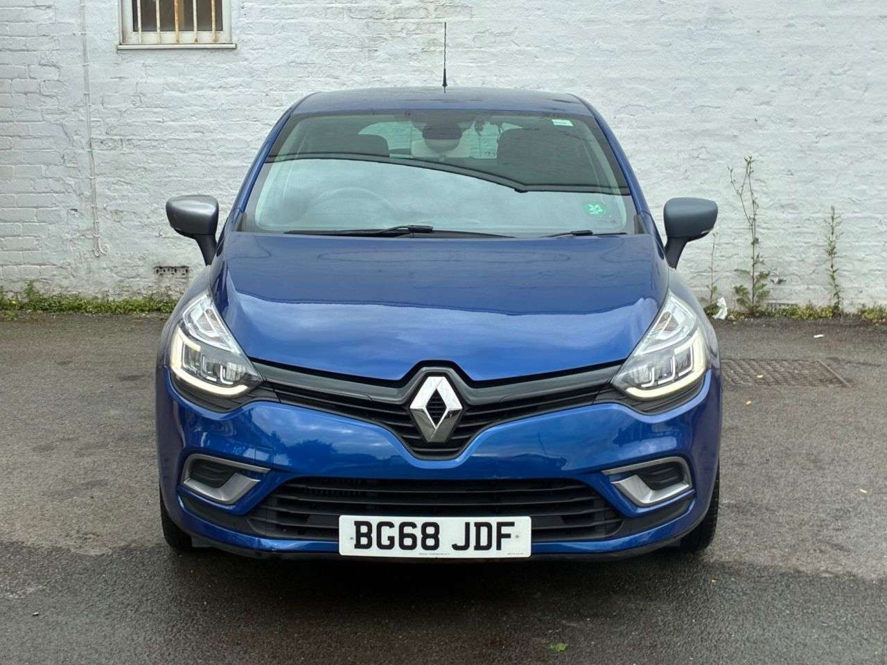 A 2018 RENAULT CLIO 0.9 TCe GT Line Hatchback 5dr Petrol Manual Euro 6 (s/s) (90 ps) FULL SERVI A 2018 RENAULT CLIO 0.9 TCe GT Line Hatchback 5dr Petrol Manual Euro 6 (s/s) (90 ps) FULL SERVI