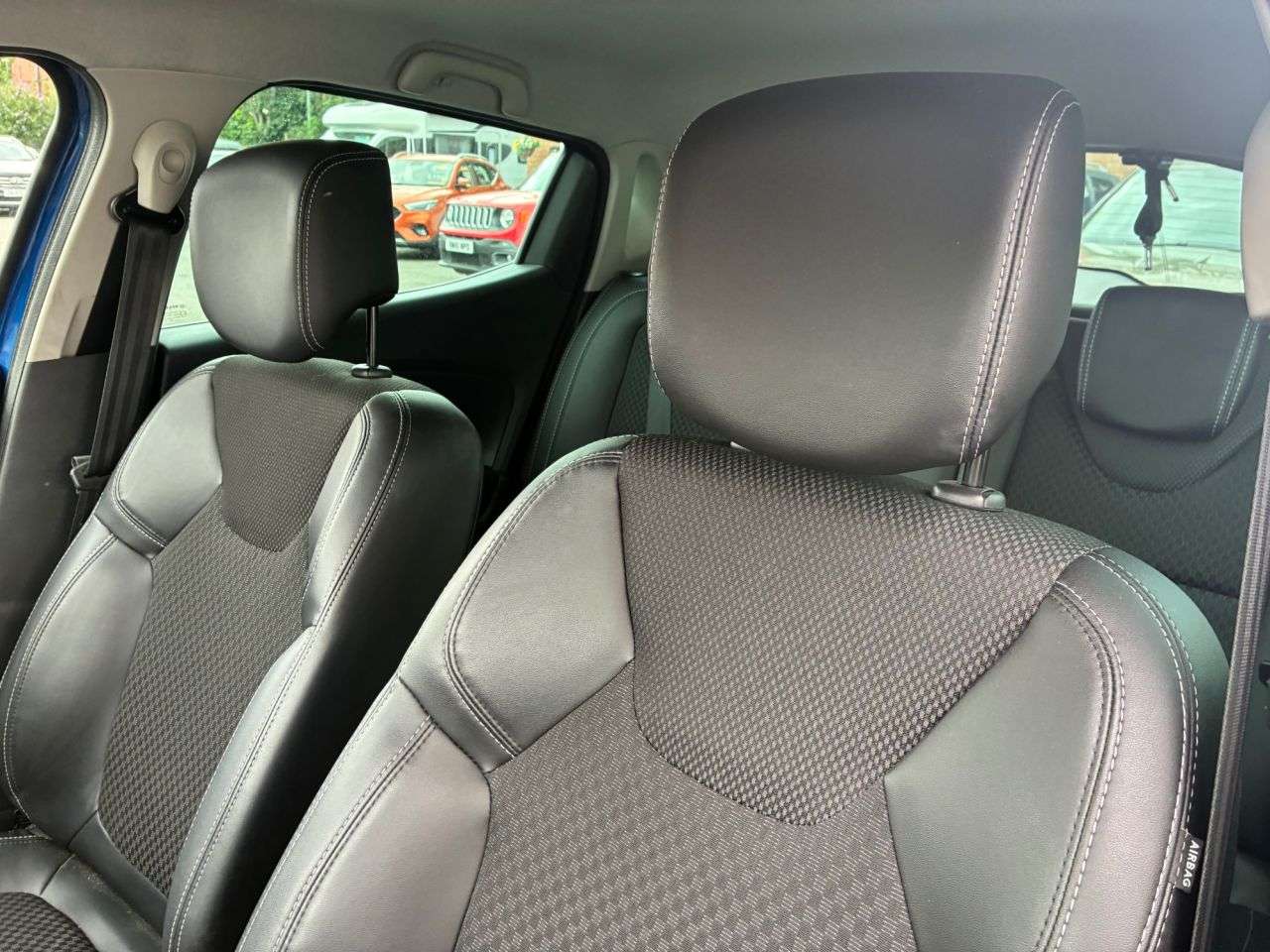 2018 RENAULT CLIO 2018 RENAULT CLIO
