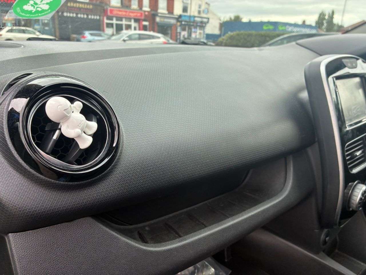 2018 RENAULT CLIO 2018 RENAULT CLIO