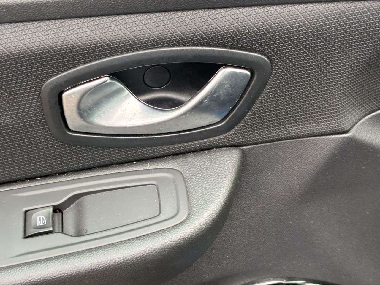 2018 RENAULT CLIO 2018 RENAULT CLIO