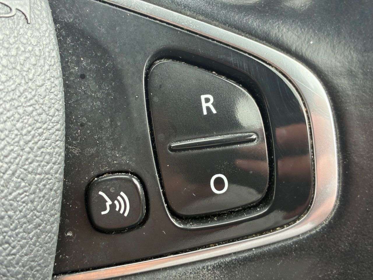 2018 RENAULT CLIO 2018 RENAULT CLIO