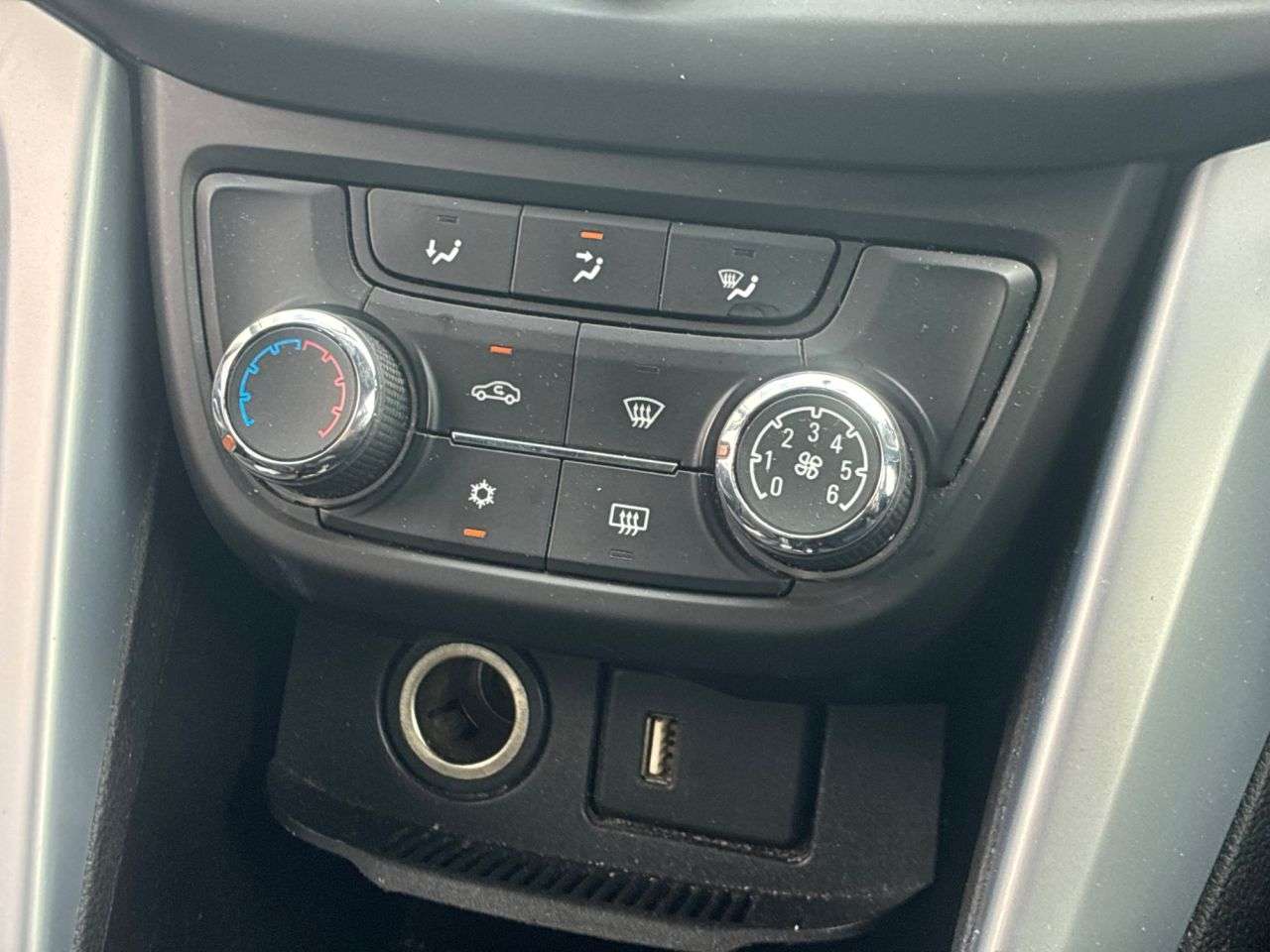 2017 VAUXHALL ZAFIRA TOURER 2017 VAUXHALL ZAFIRA TOURER