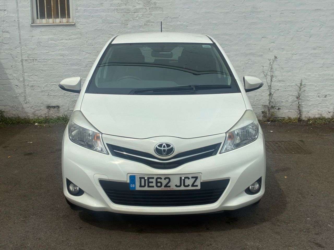 2012 TOYOTA YARIS 2012 TOYOTA YARIS